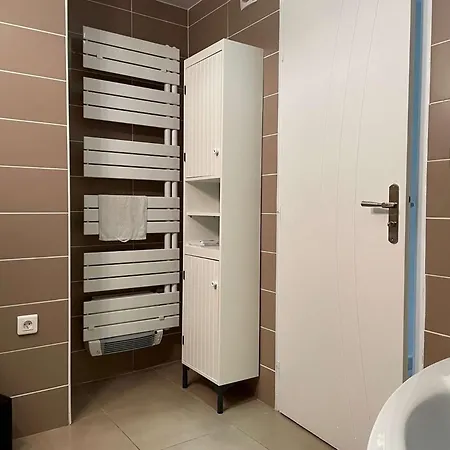 3 Pieces 4 Couchages Sur Bn440-001 Apartment